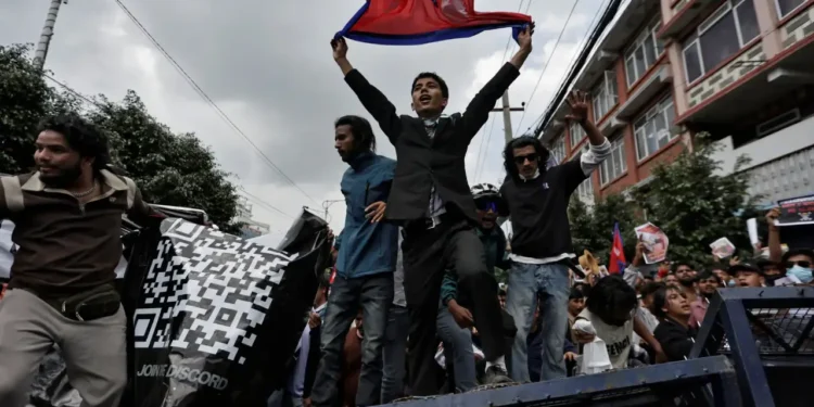 কাঠমুন্ডুর হোটেলে অবরুদ্ধ বাংলাদেশ জাতীয় ফুটবল টিম