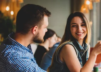 সম্পর্ক মধুর রাখতে বিশেষজ্ঞদের ৭ পরামর্শ