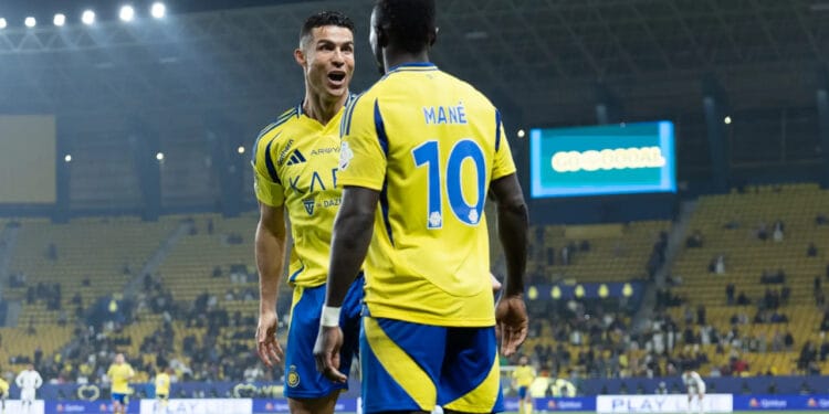 ভারতের মাটিতে খেলবেন রোনালদো-সাদিও মানেরা!