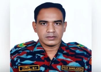 টঙ্গীতে আগুন : দগ্ধ ফায়ার কর্মী শামীম আহমেদের মৃত্যু