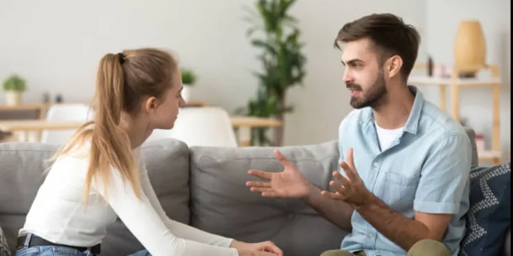 স্ত্রীকে যেসব কথা না বললেই সম্পর্ক ভালো থাকে