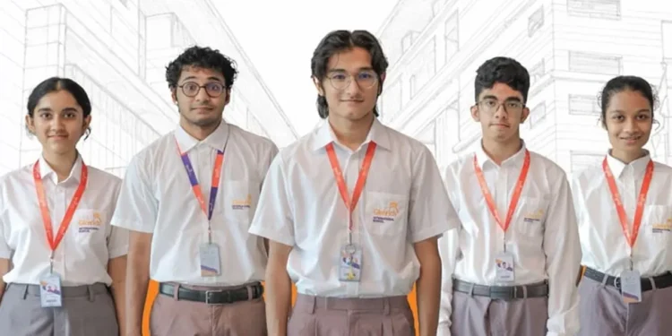 গণিতে বিশ্বসেরা হলেন বাংলাদেশের একই প্রতিষ্ঠানের ৫ শিক্ষার্থী