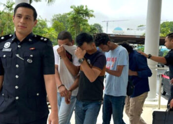 বাংলাদেশিকে আটকে রাখার দায়ে মালয়েশিয়ায় ৪ জনের কারাদণ্ড-জরিমানা