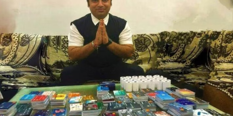 ভারতে ক্রেডিট কার্ড ব্যবহার করে গিনেস ওয়ার্ল্ড রেকর্ড