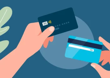 ডেবিট-ক্রেডিট কার্ড ব্যবহারে সাবধান হোন ৭ সহজ উপায়ে