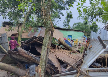 ১৩ সেকেন্ডেই লন্ডভন্ড পাঁচ গ্রাম