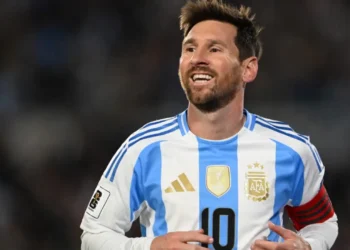 ১৪ বছর পর ভারতে আসছেন মেসি, যেভাবে মিলবে টিকিট