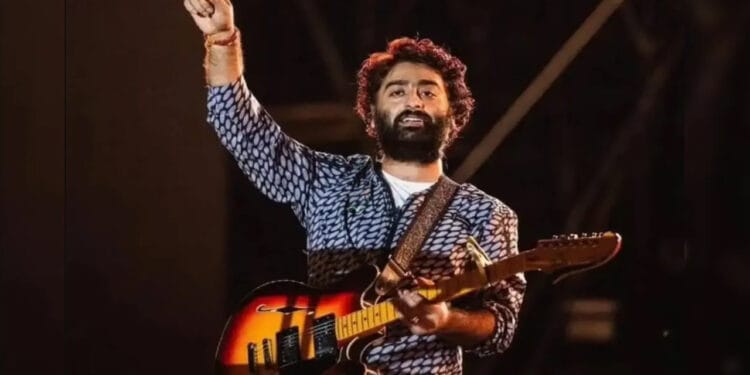 বাংলাদেশে আসছেন অরিজিৎ সিং