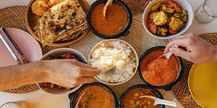 রাতে দেরিতে খেয়ে ভয়াবহ বিপদ ডেকে আনছেন নাতো?