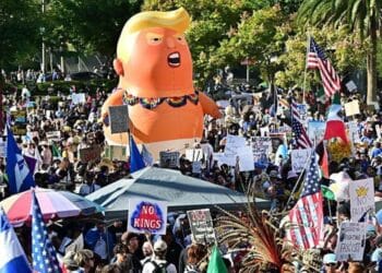 ট্রাম্পবিরোধী ‘নো কিংস’ বিক্ষোভে উত্তাল যুক্তরাষ্ট্র