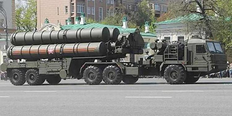 চীন থেকে ভয়ংকর ক্ষেপণাস্ত্র কিনছে বাংলাদেশ