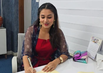 শাকিবের প্রিন্স সিনেমায় যুক্ত হলেন ফারিণ