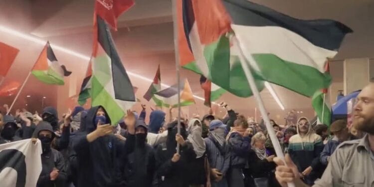 ফিলিস্তিনিদের সংগ্রাম নিয়ে চলচ্চিত্র বানাচ্ছেন চিলির নির্মাতারা