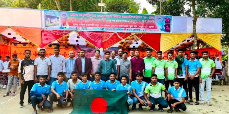 মহালক্ষীপাড়ায় ফ্রিজ কাপ ফুটবল টুর্নামেন্টের গ্রান্ড ফাইনালে লাড়ুচো একাদশের জয়!