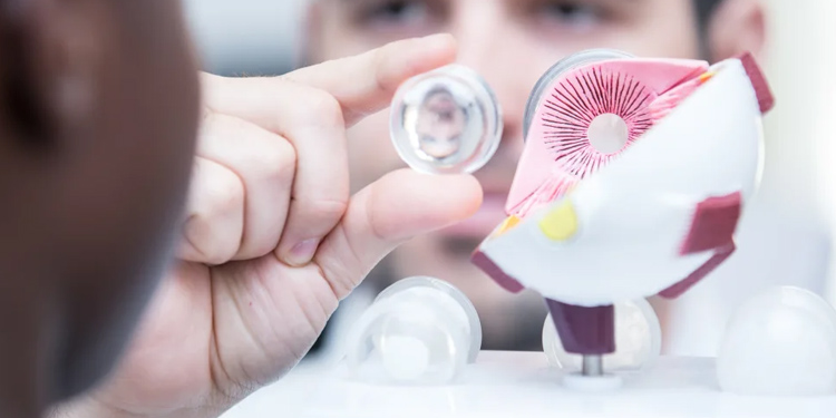 বিশ্বের প্রায় অর্ধেক মানুষ ক্ষীণদৃষ্টিতে ভুগতে পারেন: গবেষণা