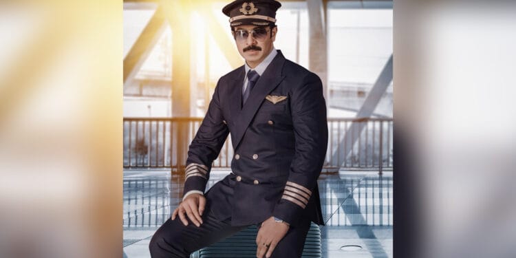 পাইলটের পোশাক পরে যে বার্তা দিলেন শাকিব খান