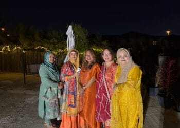 থ্যাংকসগিভিং: কৃতজ্ঞতা, পরিবার ও মানবিকতার আমেরিকান ঐতিহ্য