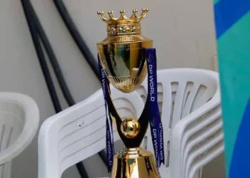 এশিয়া কাপ ট্রফি ফেরত দিতে ভারতের দুই দিনের আল্টিমেটাম