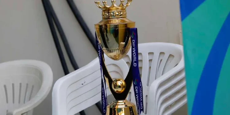 এশিয়া কাপ ট্রফি ফেরত দিতে ভারতের দুই দিনের আল্টিমেটাম