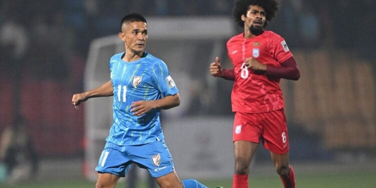 আজ রাতে মুখোমুখি বাংলাদেশ-ভারত