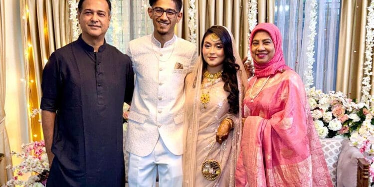 আসিফ আকবরের ছোট ছেলেও বিয়ে করলেন