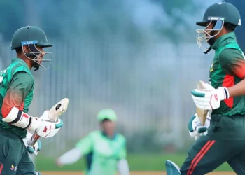 ব্যাটিং ব্যর্থতায় সেমিতেই বিদায় বাংলাদেশের