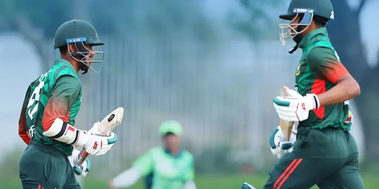 ব্যাটিং ব্যর্থতায় সেমিতেই বিদায় বাংলাদেশের
