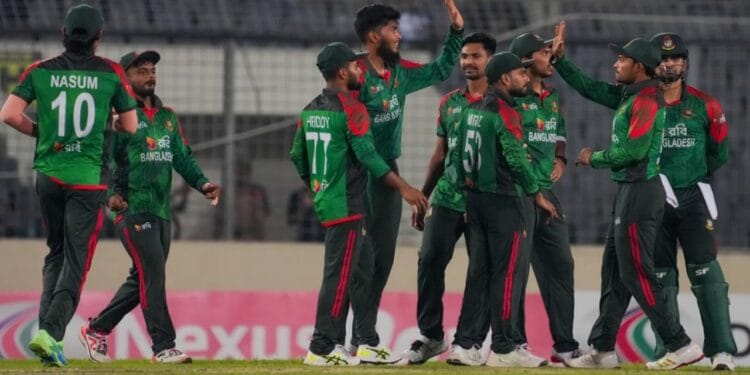 বাংলাদেশের বিপক্ষে দুই ভাগে সিরিজ খেলবে পাকিস্তান