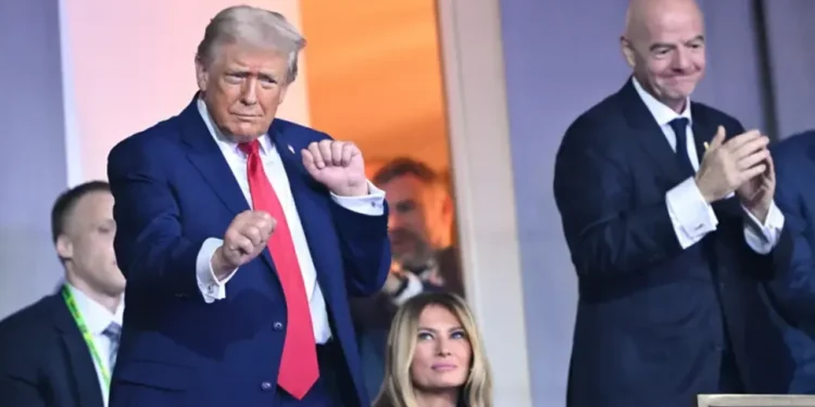 ফুটবল বিশ্বকাপে ফিফার নিরপেক্ষতা নিয়ে গুরুতর বিতর্ক