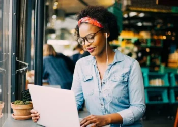 ফ্রিল্যান্সার হওয়ার কথা ভাবছেন?