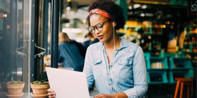 ফ্রিল্যান্সার হওয়ার কথা ভাবছেন?