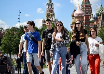 জনসংখ্যা বাড়াতে ইন্টারনেট-বিদ্যুৎ বন্ধ রাখবে যে দেশ