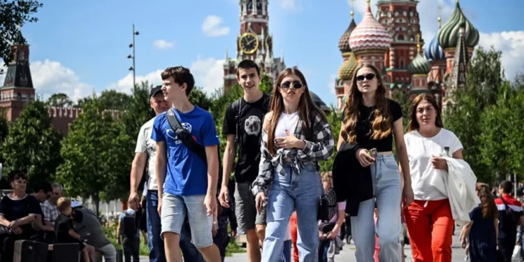 জনসংখ্যা বাড়াতে ইন্টারনেট-বিদ্যুৎ বন্ধ রাখবে যে দেশ