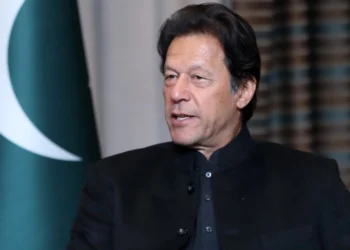 কারাবন্দি ইমরান খানের সঙ্গে সাক্ষাৎ নিষিদ্ধ করল পাকিস্তান সরকার