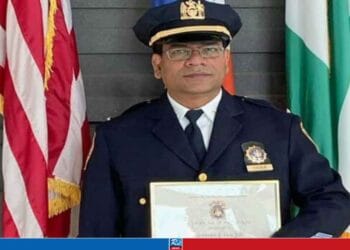 নিউইয়র্ক পুলিশের ইতিহাসে প্রথম দক্ষিণ এশীয় লেফটেন্যান্ট কমান্ডার হলেন বাংলাদেশি শামসুল