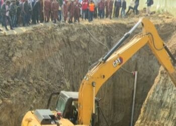 পেরোলো ২৮ ঘণ্টা, ৪৫ ফুট গভীরেও মেলেনি সাজিদের সন্ধান