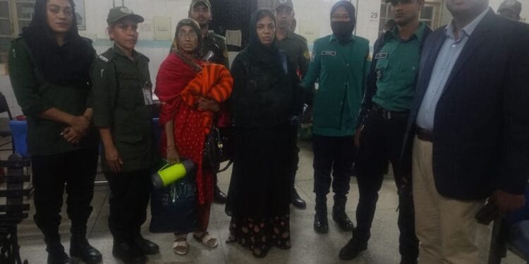 ঢামেকে নবজাতক চুরির চেষ্টা: দুই নারী আটক