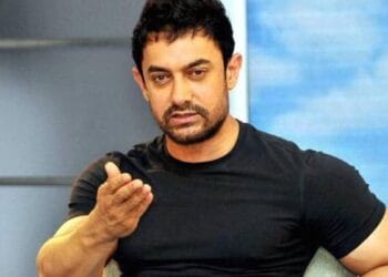 জিম ছাড়াই ১৮ কেজি ওজন কমিয়ে আলোচনায় আমির খান