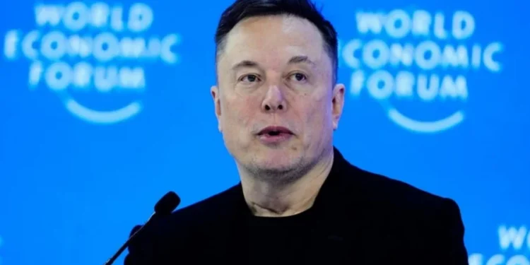 ২০২৬ সালের মধ্যেই মানুষকে ছাড়িয়ে যাবে ‘এআই’: ইলন মাস্ক