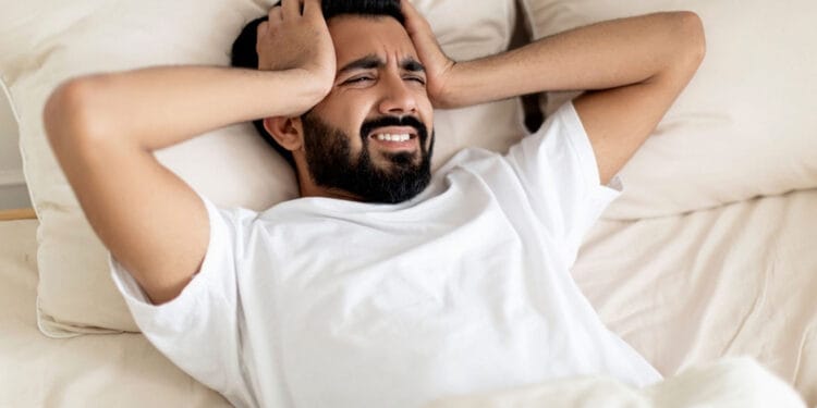 নিয়মিত সন্ধ্যায় মাথা ব্যথা বড় কোনো রোগের ইঙ্গিত নয় তো?