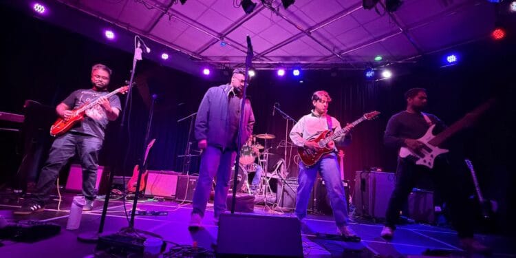 বাংলাদেশের দরিদ্র জনগোষ্ঠীর স্বাস্থ্যসেবায় প্রবাসী ব্যান্ডগুলোর রক উদ্যোগ