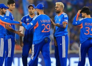 অপরাজিত থেকেই সুপার এইটে ভারত