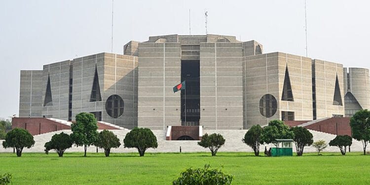 এমপিদের বেতন কত টাকা?