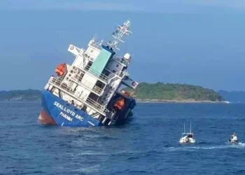 থাইল্যান্ডে জাহাজডুবি, যেভাবে উদ্ধার হলেন ১৬ বাংলাদেশি নাবিক