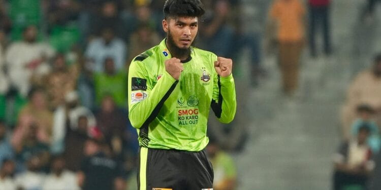 মোস্তাফিজের পর আকাশছোঁয়া দামে পিএসএলে রিশাদ