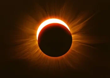 বছরের প্রথম সূর্যগ্রহণ আজ,কোথায় দেখা যাবে আগুনের বলয়