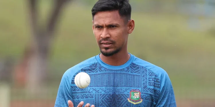 প্রথম বাংলাদেশি হিসেবে হান্ড্রেড লিগে জায়গা পেয়ে যা বললেন মোস্তাফিজ