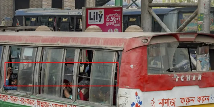 বাসে জরুরি বহির্গমনে জানালার রড অপসারণ করতে গণবিজ্ঞপ্তি