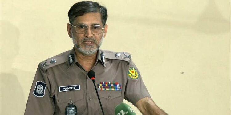অপরাধ নিয়ন্ত্রণে ঢাকাতে ১১ হাজার সিসি ক্যামেরা স্থাপন, মোহাম্মদপুরে ৭০০