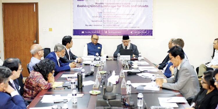 ২০ হাজার কোটি টাকার নতুন চাপ, মূল্যস্ফীতি আরও উসকে যাওয়ার আশঙ্কা